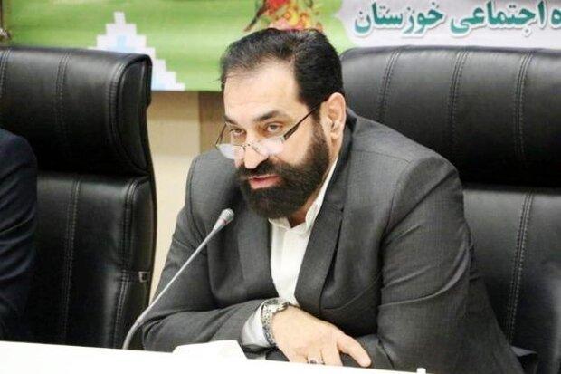 کشتی گیر دست فروش جذب یکی از شرکت های پتروشیمی می شود