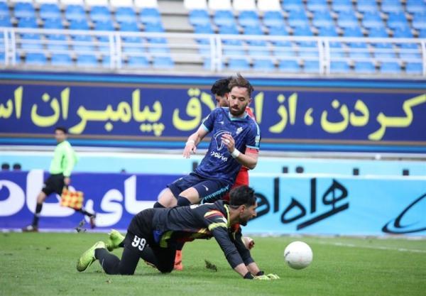 ملاقات محبت آمیز پیکان و بادران برنده نداشت