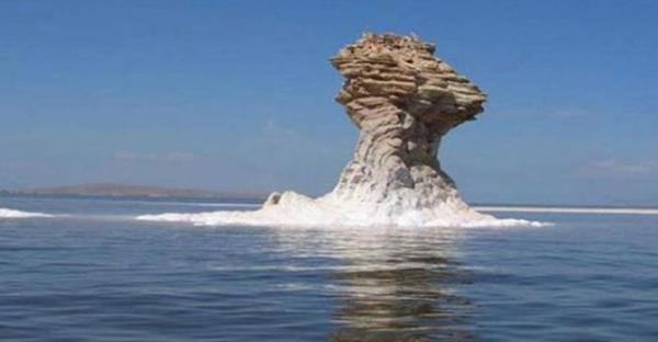 تهیه مستند سرزمین آب ها از جاذبه های گردشگری آذربایجان غربی