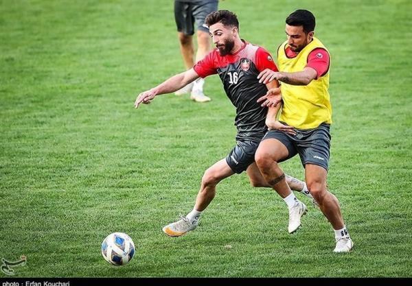 گزارش تمرین پرسپولیس، فریاد عجیب حسینی بر سر بازیکن جوان گزارش تمرین پرسپولیس، فریاد عجیب حسینی بر سر بازیکن جوان