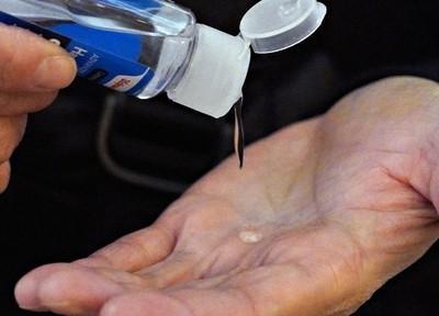 وزارت بهداشت کانادا برای تعدادی از ضدعفونی کننده های دست فراخوان صادر نموده است