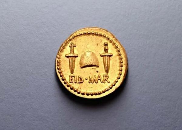 گران ترین سکه تاریخی جهان به یونان پس داده شد گران ترین سکه تاریخی دنیا به یونان پس داده شد