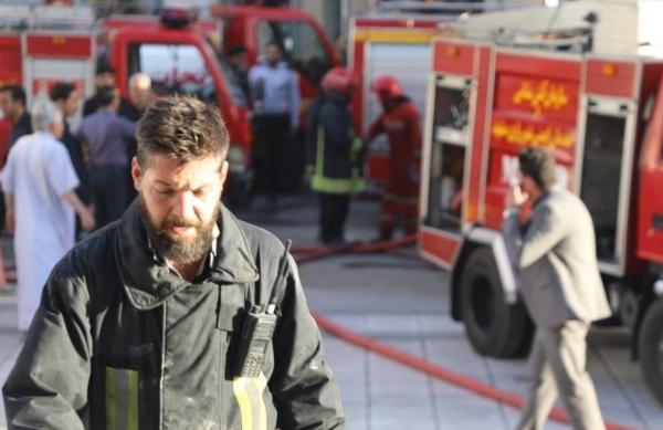 نجات 100 نفر از آتش سوزی یک هتل در مشهد